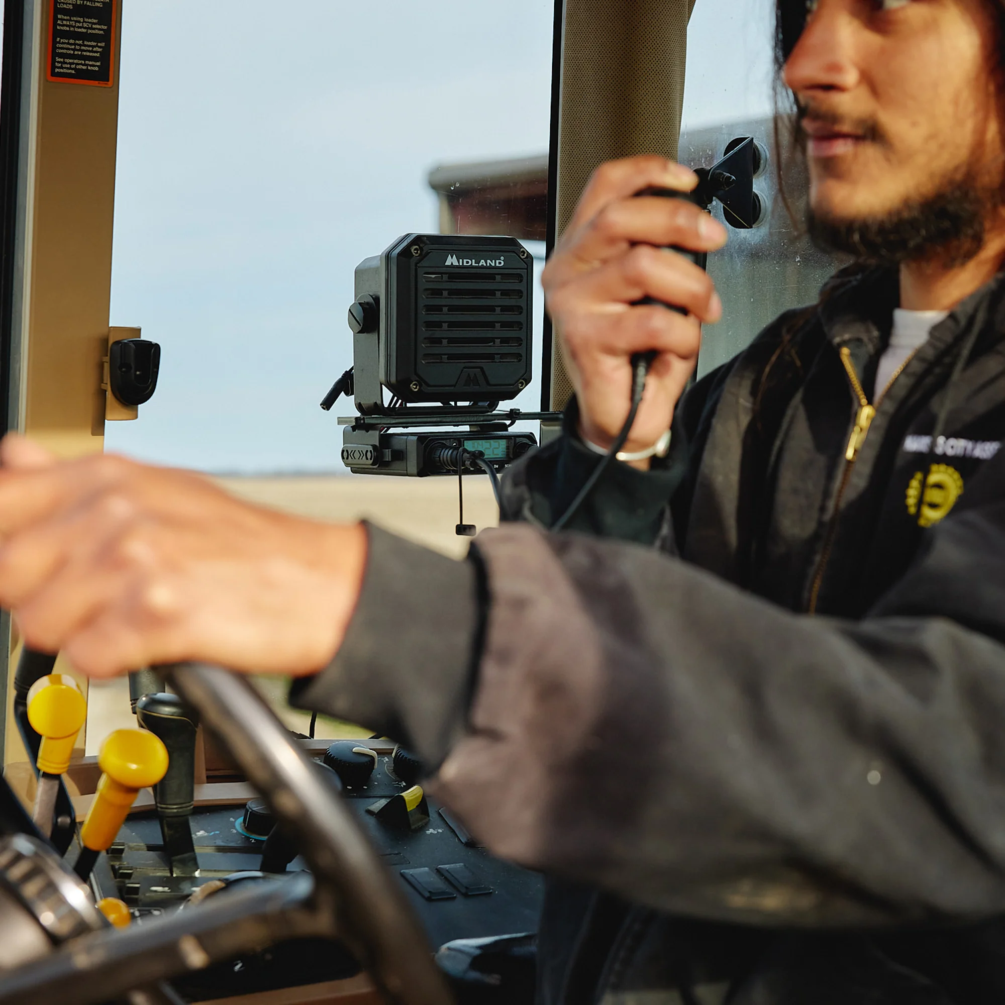 MXT115P PRO 15W MicroMobile GMRS Radio - Image 6