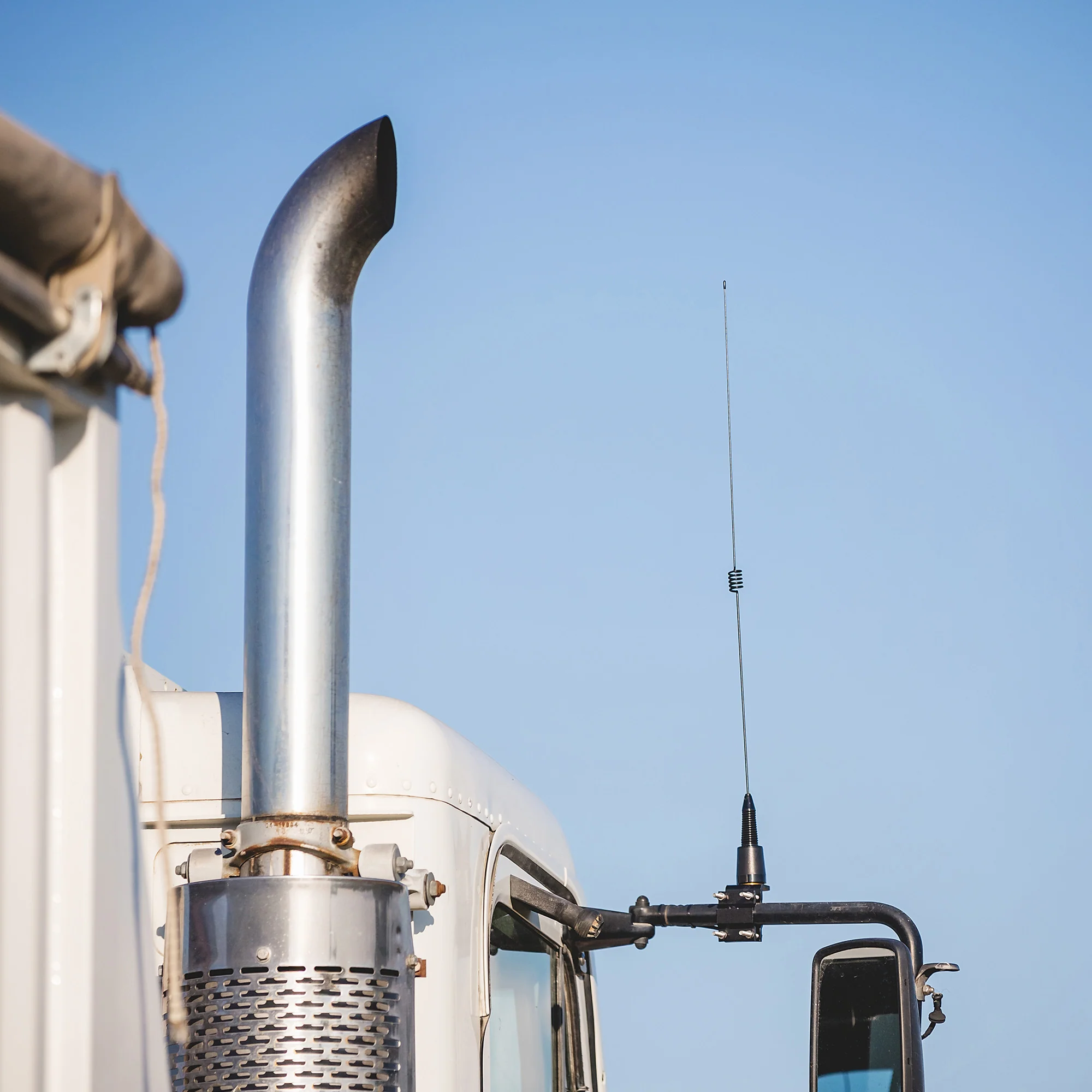 MXTA23 MicroMobile Roll Bar Mirror Mount - Image 4